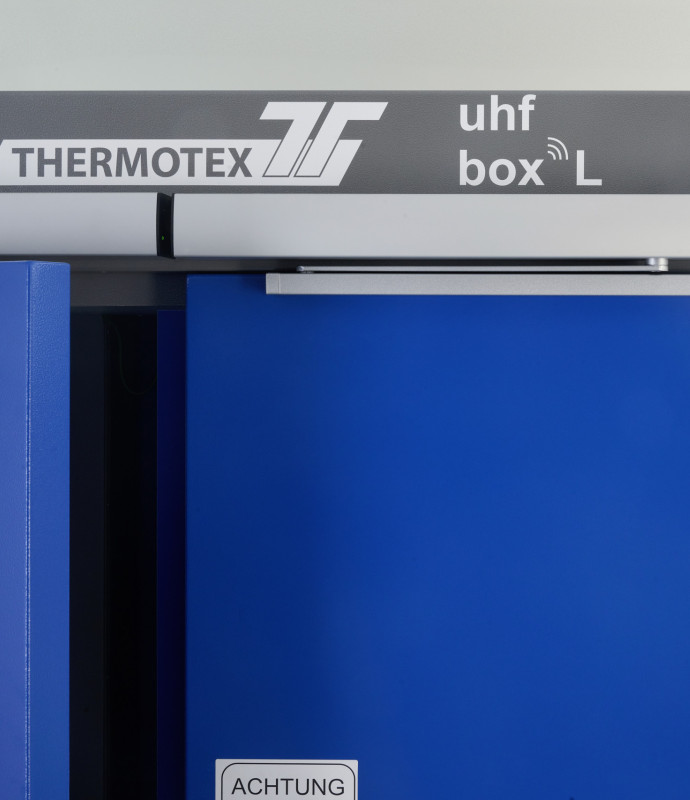 UHF Box 0117 1